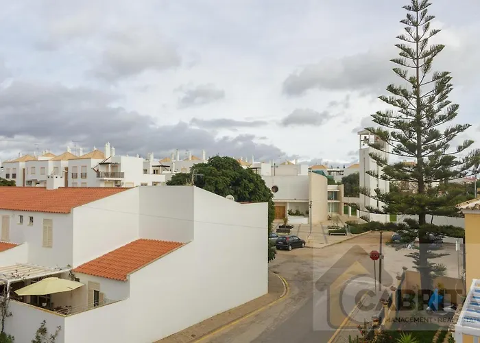 Apartamento Casa Ferreira T1 By Yha *