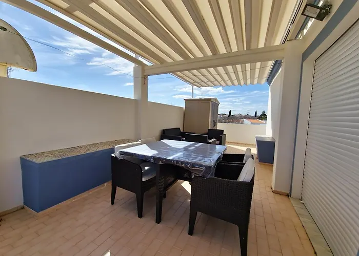 Apartamento Casa Ferreira T1 By Yha *
